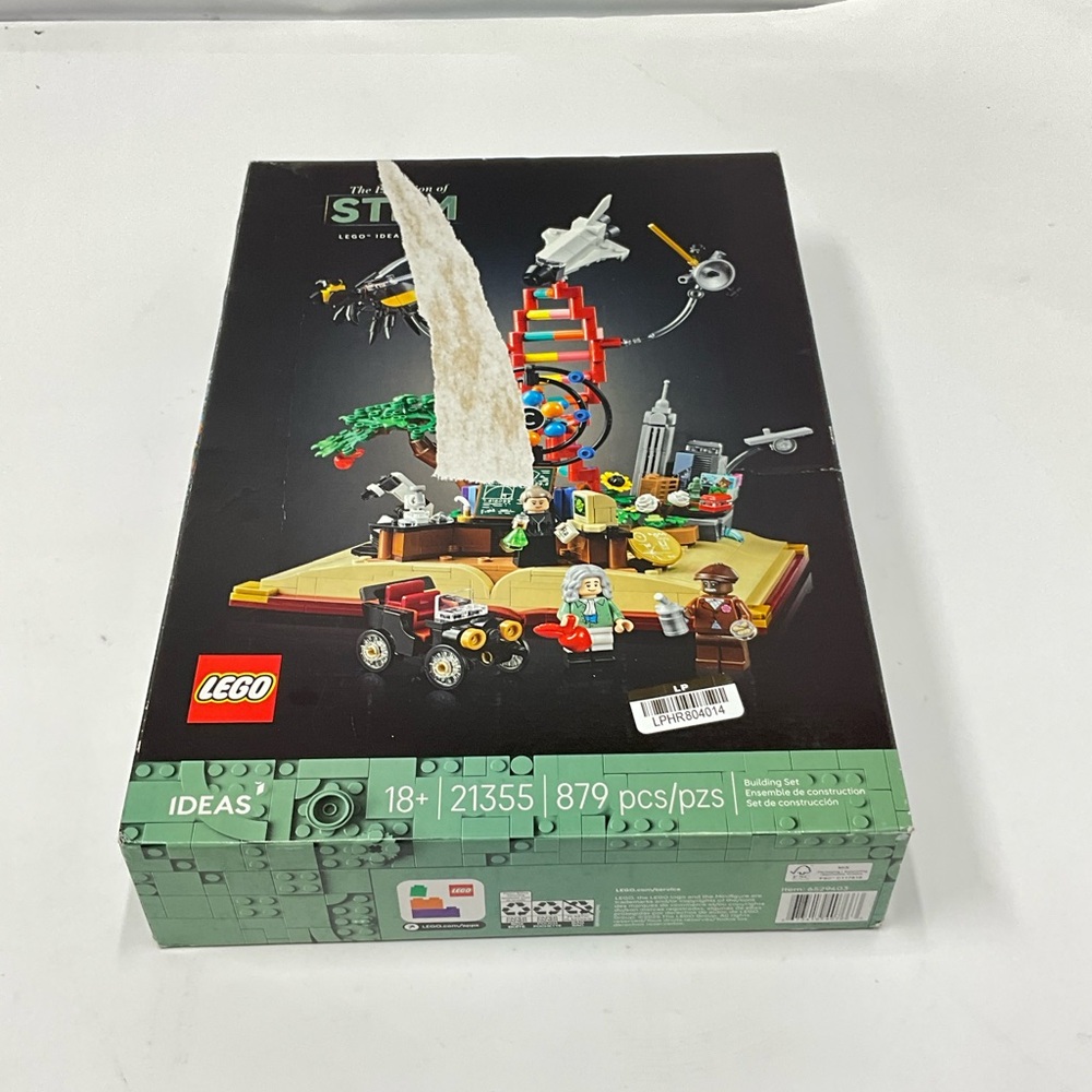 LEGO Ideas: The Evolution of Stem (21355) - SEALED - Brand New !